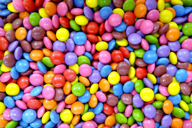 confiserie-CHATEAUVERT-min_smarties_confectionery_lenses-1150911